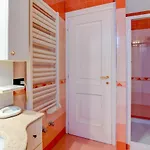 Desenzanoloft Porto Vecchio * דסנזאנו דל גארדה